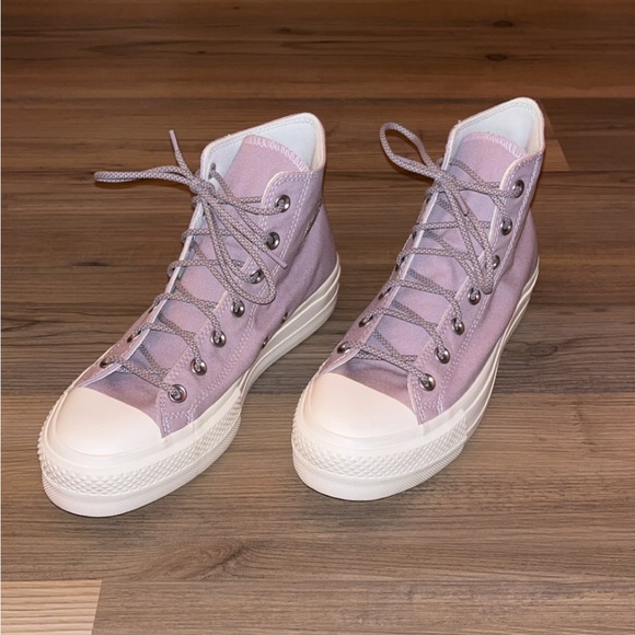 Purple Platform Converse - Picture 1 of 3